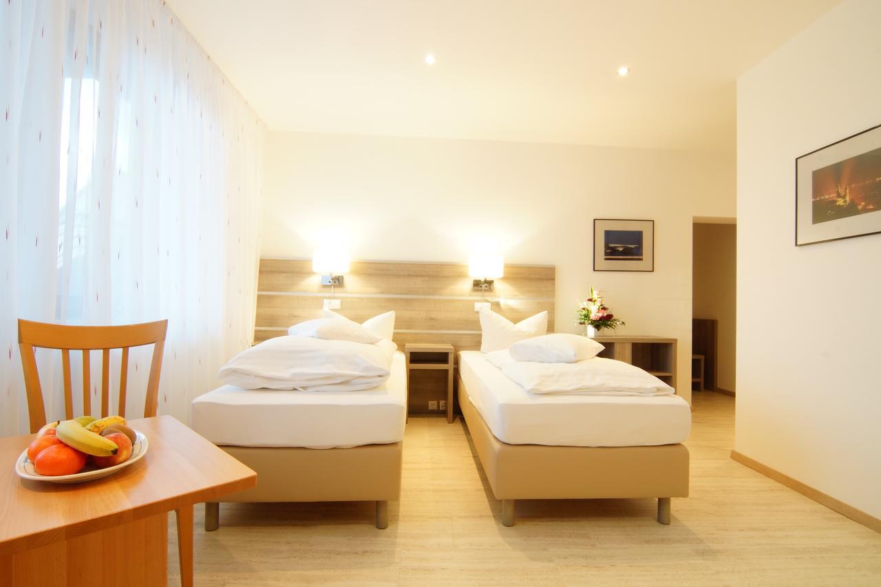 Hotel Spitzenpfeil Michelau in Oberfranken Buitenkant foto