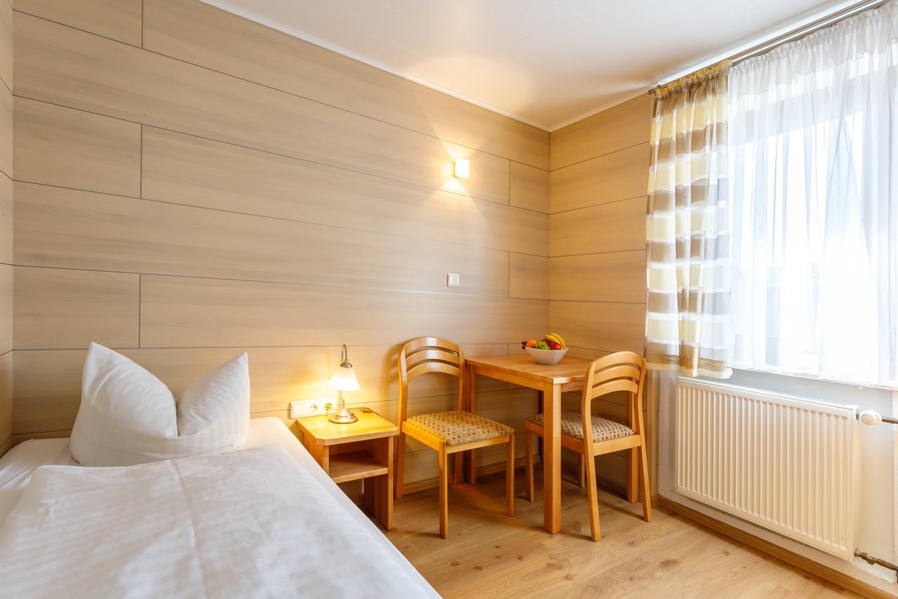 Hotel Spitzenpfeil Michelau in Oberfranken Buitenkant foto