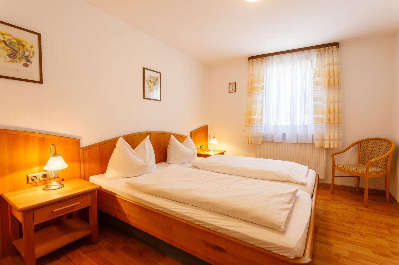 Hotel Spitzenpfeil Michelau in Oberfranken Buitenkant foto