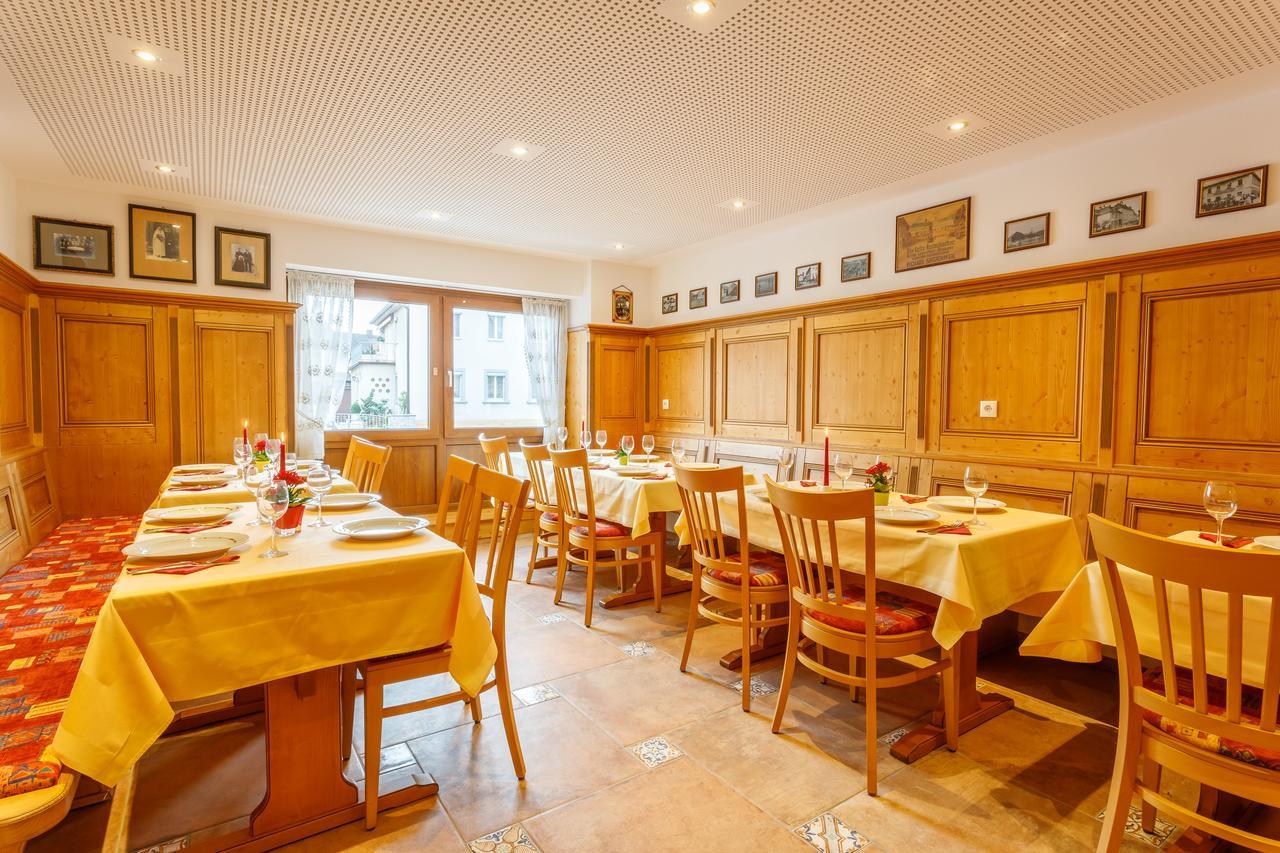 Hotel Spitzenpfeil Michelau in Oberfranken Buitenkant foto